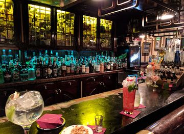 spain/bilbao/ensanche/bar/sir-winston-churchill-pub