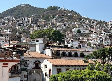 mexico/taxco/bar/la-noche-estrellada