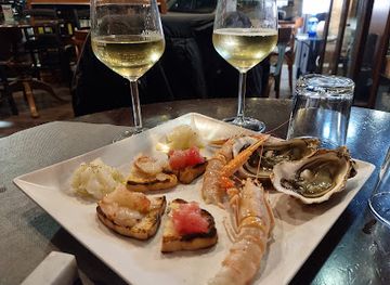 italy/abruzzo/bar/salotto-47