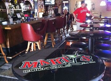 california/orange-county/bar/marty-s-cocktail-lounge