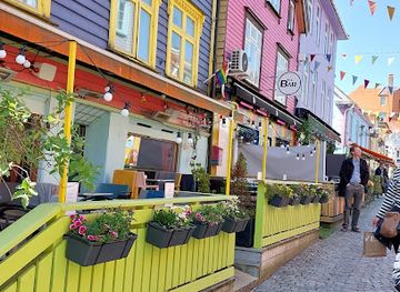 norway/lysefjord/bar/bardello