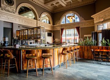 missouri/st-louis/downtown-st-louis/bar/trust