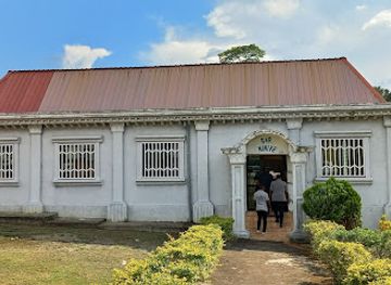 equatorial-guinea/kie-ntem/bar/ninive-bar-restaurant