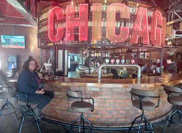 Chicago Lounge and Bar