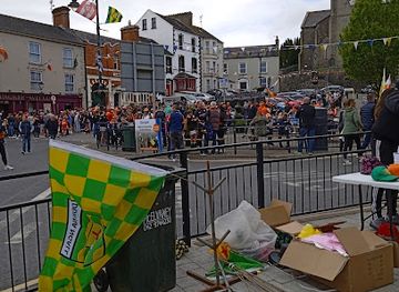 ireland/county-monaghan/bar/packie-willies