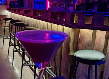 lebanon/bekaa-valley/bar/hm-barr