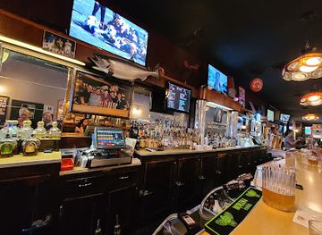 michigan/traverse-city/bar/u-and-i-lounge