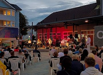 austria/worthersee/bar/mec-s-cafe-bar