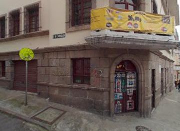 ecuador/southeast-oriente/bar/vibes-oasis-pub