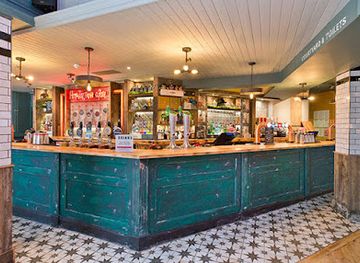 united-kingdom/gloucestershire/bar/the-abbey