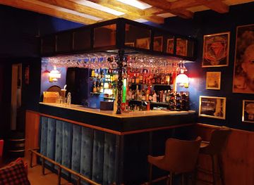 portugal/figueira-da-foz/bar/perfumaria-pub