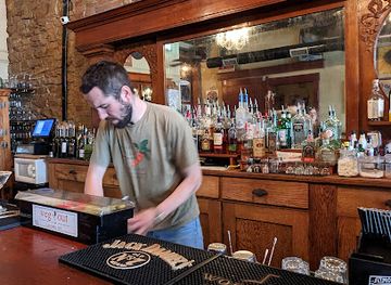Front Street Tavern
