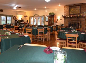 west-virginia/audra-state-park/bar/zach-s-restaurant-at-the-links