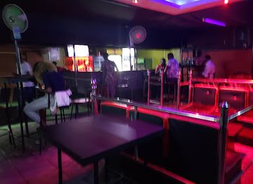 uganda/murchison-falls-national-park/bar/d9-bar-and-grill