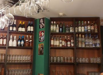 israel/kfar-saba/bar/manz-bar