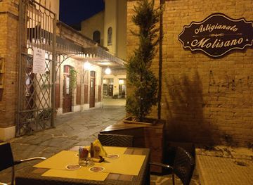italy/molise/bar/zeppelin
