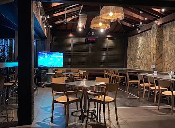 australia/far-west/bar/the-winston