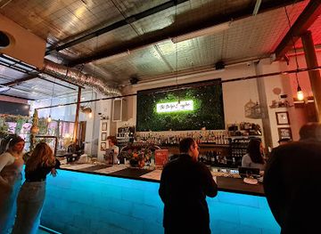 australia/new-england/bar/the-budgie-bar