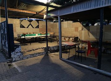 south-africa/golden-gate-highlands-national-park/bar/hunters-pub-tavern