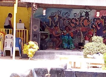 cameroon/waza-national-park/bar/pavillon-plus