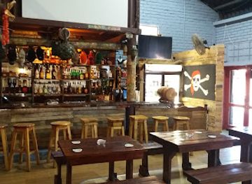 south-africa/garden-route/bar/pirates-action-bar