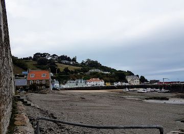 jersey/rozel-bay/bar/the-rozel-pub-dining