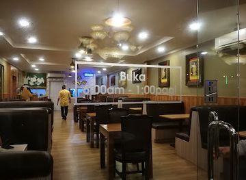 brunei/tutong/bar/bali-pit-stop-restaurant