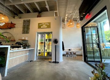 california/santa-monica/ocean-park/bar/juneshine-santa-monica