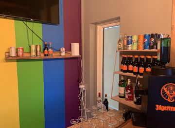 iceland/westman-islands/bar/sasabar-saesi-s-bar