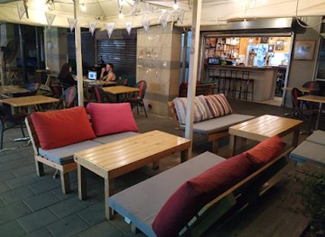 israel/kfar-saba/bar/chill