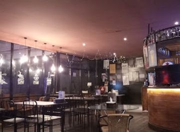 indonesia/central-sulawesi/bar/q-house