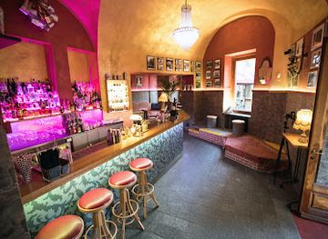 italy/piedmont/bar/tclub-street-bar