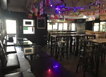 HQ Pub