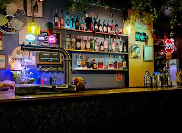 portugal/lisbon/bairro-alto/bar/groove-bar