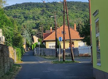 hungary/balaton-uplands-national-park/bar/hullam-hostel