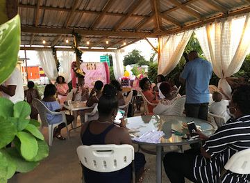 barbados/speightstown/bar/desweetpotbargrill