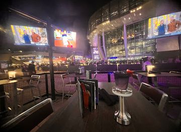 california/northern-california/bar/tom-s-watch-bar