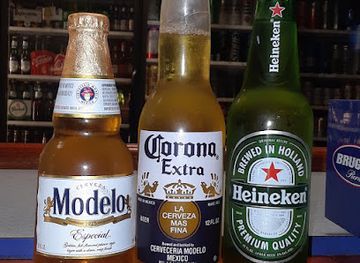 new-jersey/paterson/bar/question-mark-bar-liquors