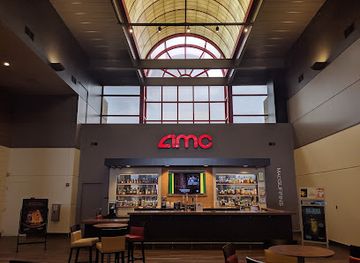 michigan/holland/bar/macguffins-bar