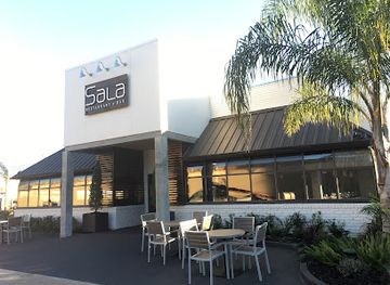 louisiana/lake-pontchartrain/bar/sala-nola