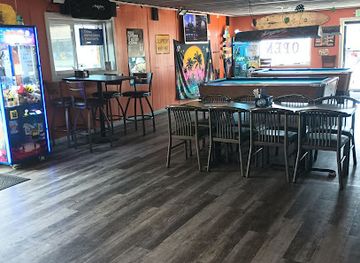 indiana/northeast-indiana/bar/mad-hyena-bar-grill