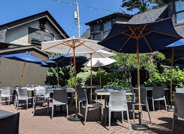 ohio/cleveland/university-circle/bar/l-albatros