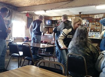 michigan/warren-dunes-state-park/bar/wolverine-gardens