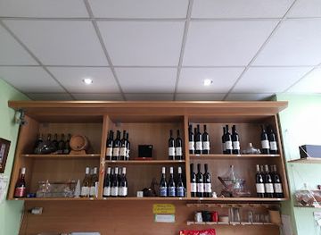 slovakia/zahorie/bar/vinoteka-ukapky