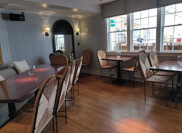 massachusetts/nantucket-county/bar/topper-s