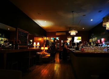 australia/western-victoria/bar/the-purple-emerald-lounge-bar