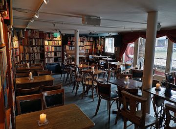 norway/trondheim/bar/antikvariatet