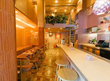 florida/miami/bar/margot-natural-wine-bar