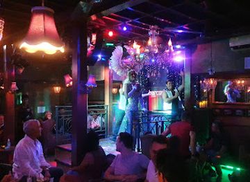 cambodia/siem-reap/old-market-area/bar/barcode-bar-siem-reap