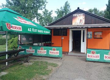 hungary/jaszsag/bar/feszek-bufe